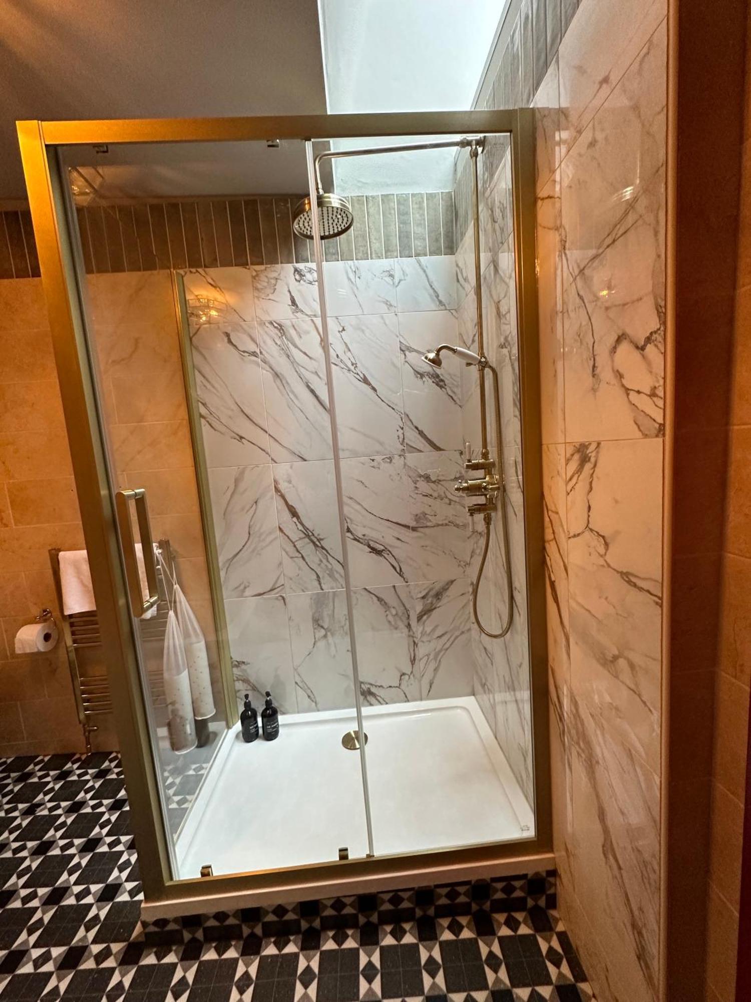 Golden Fleece York Hotell Eksteriør bilde