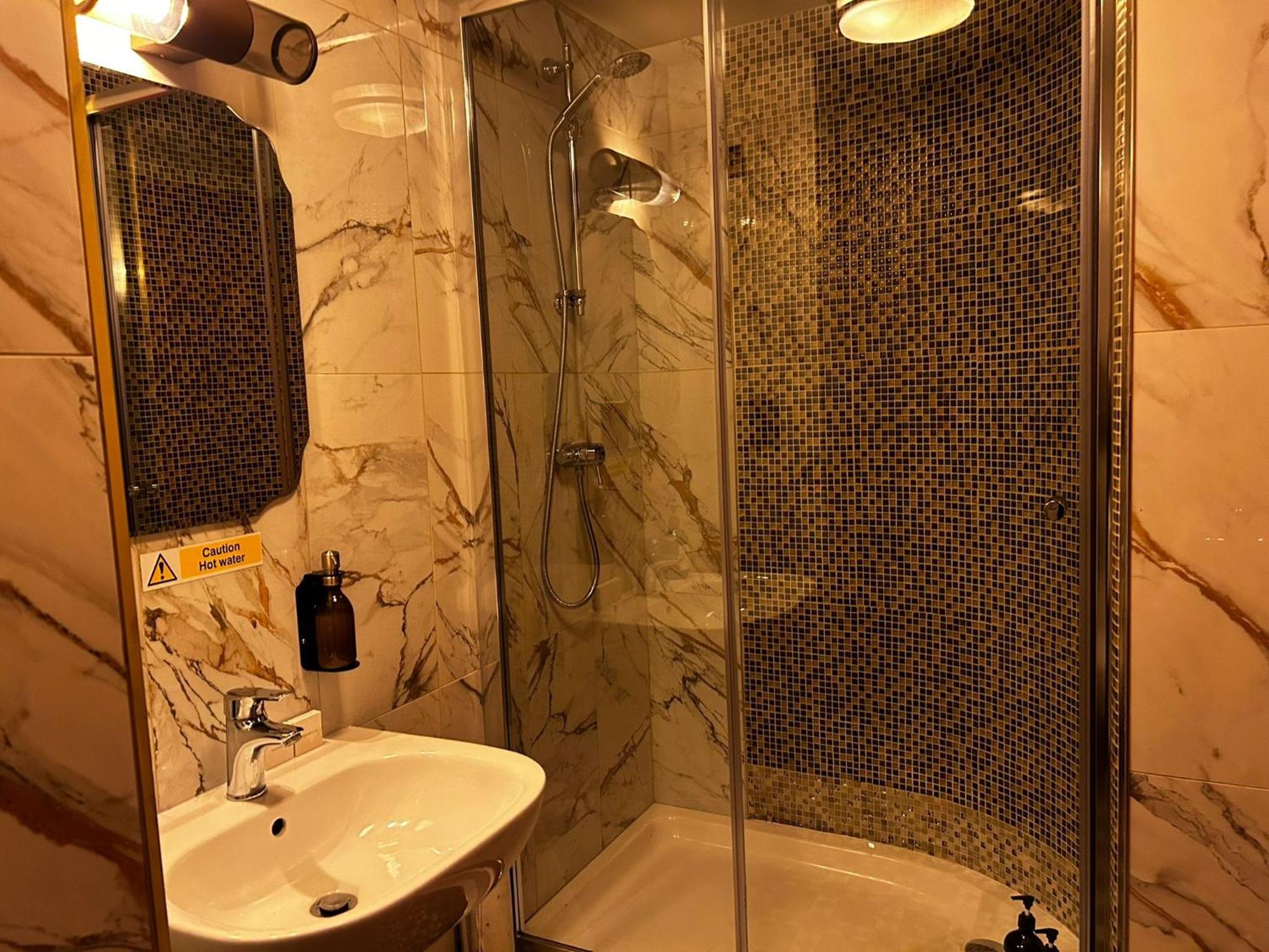 Golden Fleece York Hotell Eksteriør bilde